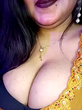 Suhanakhan00 online show from March 2, 8:48 am