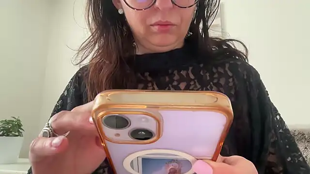 Serena 4you online show from November 4, 3:22 pm