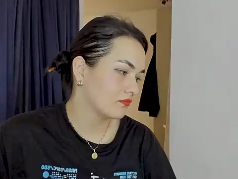 Babe-sofi online show from June 23, 6:50 pm