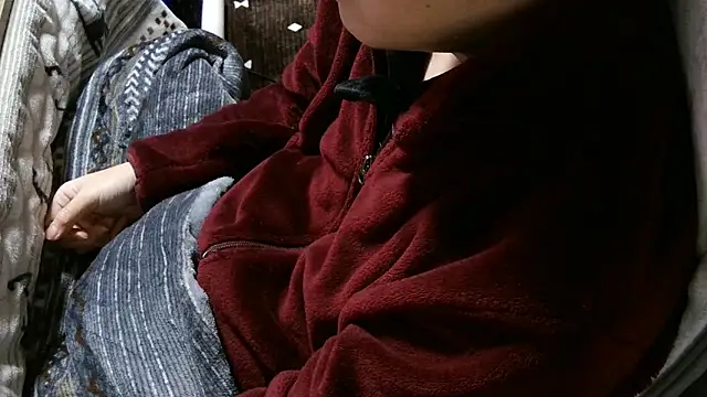 cinnabar red online show from April 6, 3:37 am