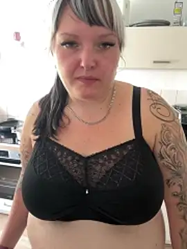 CurvyAngelina Official online show from August 5, 11:24 am