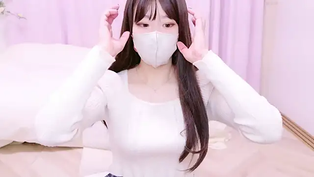 Snapshot of SUZU-oO chatting on January 16, 3:45 am SUZU-oO online show from January 16, 3:45 am