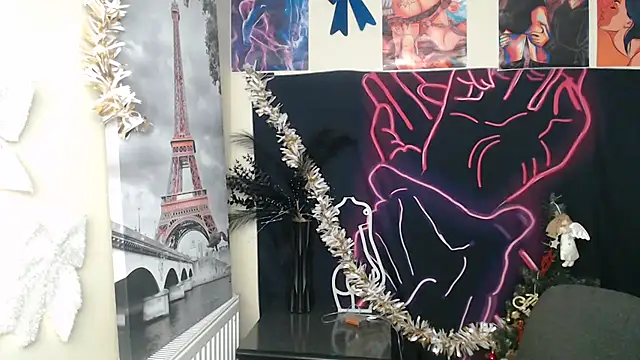 Snapshot of StellaCRL chatting on January 6, 7:12 am StellaCRL online show from January 6, 7:12 am