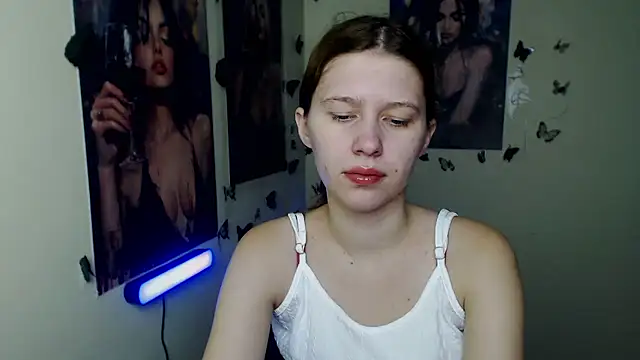 Snapshot of StellaCRL chatting on January 11, 1:27 pm StellaCRL online show from January 11, 1:27 pm