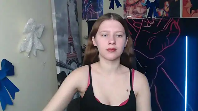 Snapshot of StellaCRL chatting on February 8, 1:14 pm StellaCRL online show from February 8, 1:14 pm