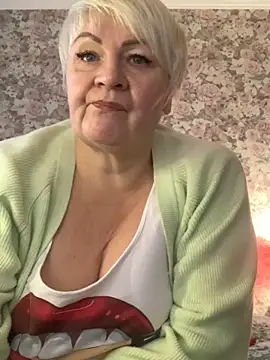 Laura Millf online show from February 3, 2:02 pm