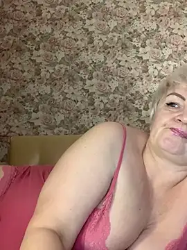 Laura Millf online show from February 26, 11:52 am