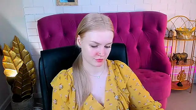 GraceGlamour online show from January 13, 5:33 am