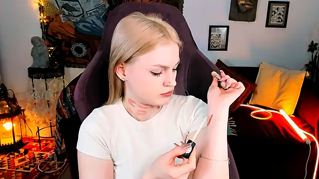 GraceGlamour online show from January 15, 11:10 am