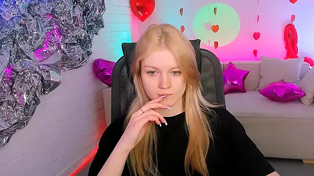 GraceGlamour online show from February 22, 11:24 am