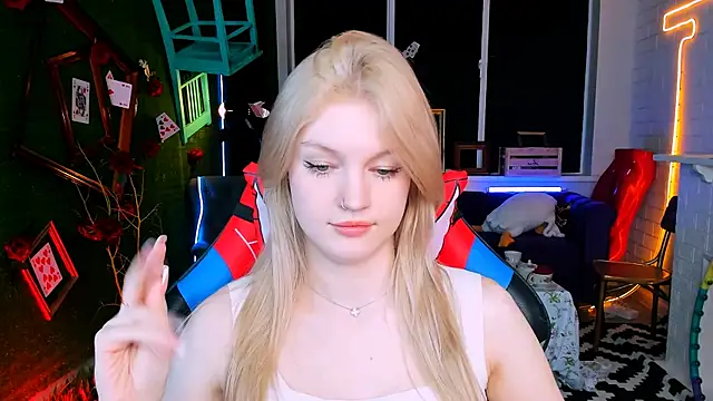 GraceGlamour online show from February 26, 8:15 am