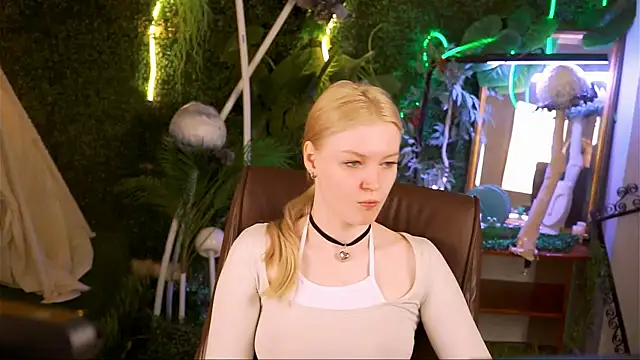 GraceGlamour online show from March 17, 5:23 am