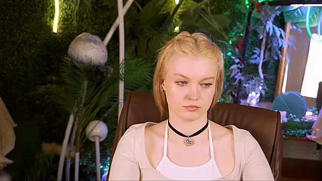 GraceGlamour online show from March 18, 5:09 am