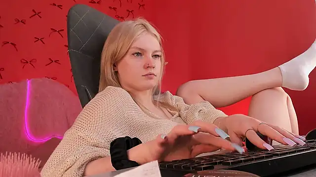 GraceGlamour online show from March 19, 11:28 am