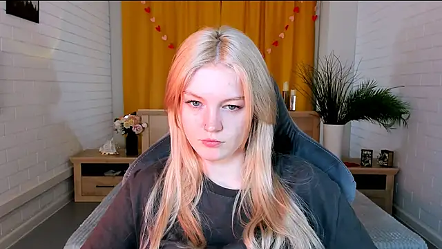 GraceGlamour online show from March 21, 5:11 am