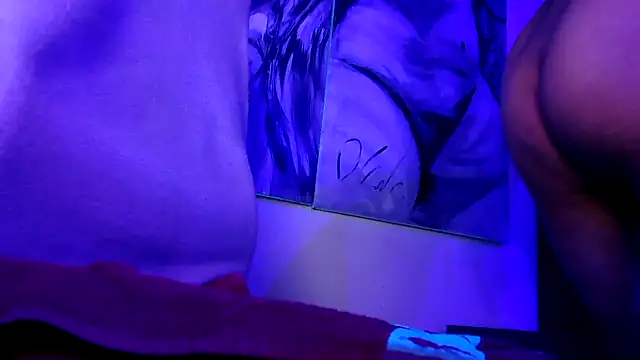 Snapshot of dani4334 chatting on January 17, 10:11 am dani4334 online show from January 17, 10:11 am