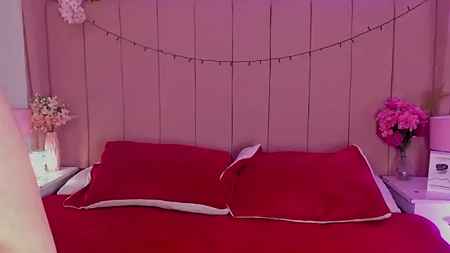 MollyBigBoobs12 online show from November 6, 8:21 pm