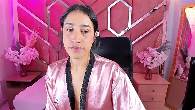 Snapshot of Eimy_Sexy_ chatting on July 30, 12:26 pm Eimy Sexy online show from July 30, 12:26 pm
