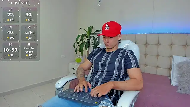 Damian23   online show from January 27, 12:48 pm