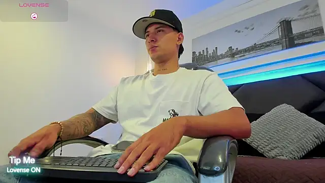 Damian23   online show from February 14, 11:29 am