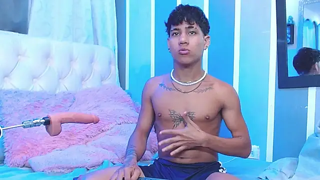 Sexys Boys Hot1 online show from January 15, 8:41 am