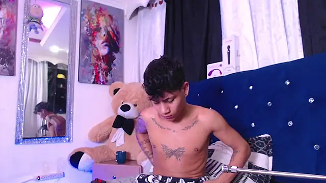 Sexys Boys Hot1 online show from October 23, 1:27 am