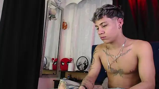 Sexys Boys Hot1 online show from June 20, 1:19 am