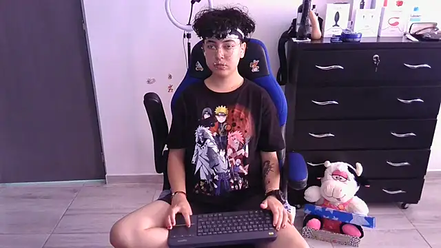 thomascooper7 online show from March 22, 2:03 pm