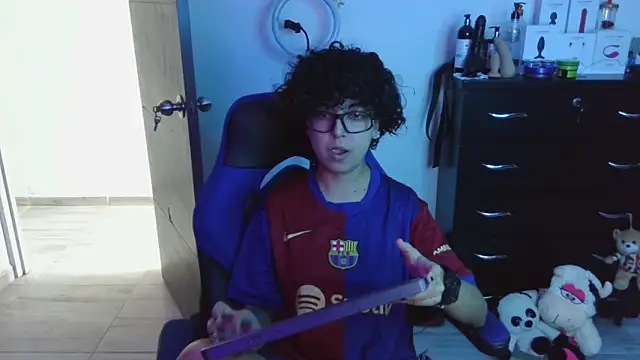 thomascooper7 online show from October 1, 7:31 pm