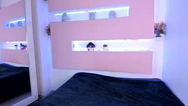 Snapshot of Sabrina_Rosse__ chatting on January 22, 6:20 am Sabrina Rosse online show from January 22, 6:20 am