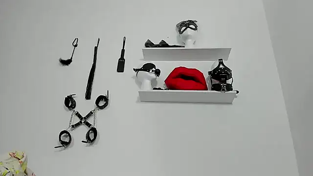 Snapshot of Sabrina_Rosse__ chatting on February 11, 9:09 am Sabrina Rosse online show from February 11, 9:09 am