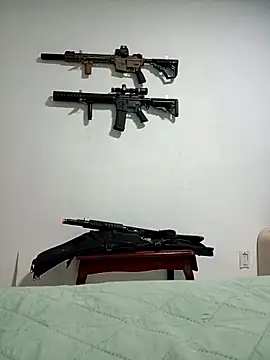 Snapshot of Chryztopher chatting on December 13, 1:15 am Chryztopher online show from December 13, 1:15 am