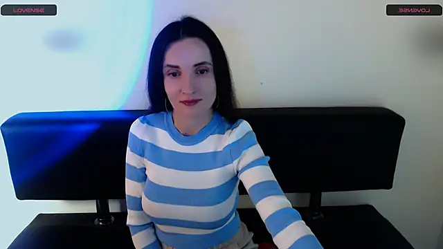 Snapshot of LaimaV_ chatting on February 25, 5:55 pm LaimaV online show from February 25, 5:55 pm