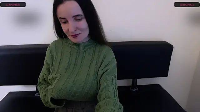 Snapshot of LaimaV_ chatting on March 1, 6:21 pm LaimaV online show from March 1, 6:21 pm