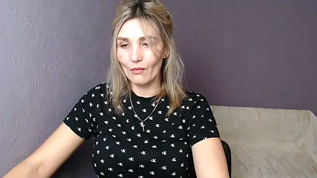  sexy lady online show from February 12, 7:24 pm