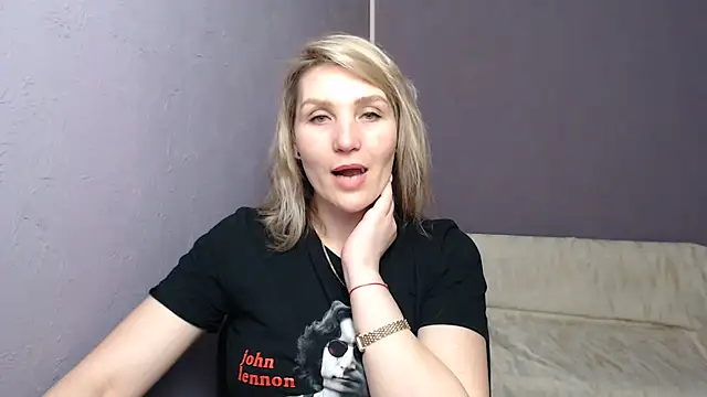  sexy lady online show from March 13, 2:12 pm