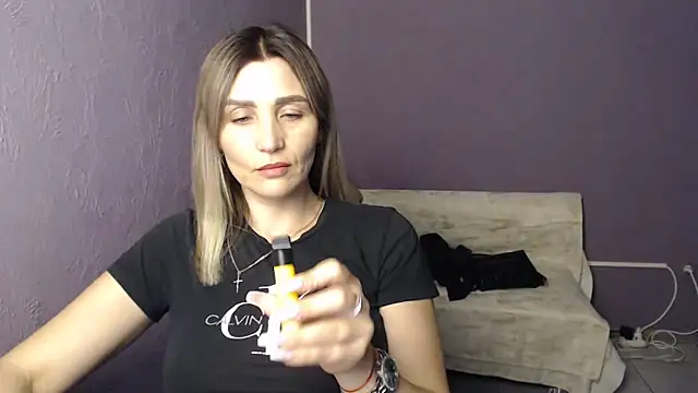  sexy lady online show from September 17, 12:51 pm