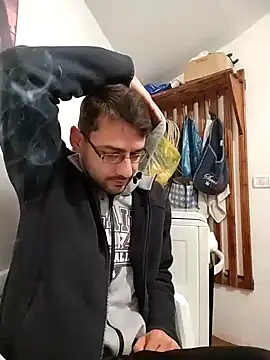 HungEddy online show from December 18, 11:08 pm