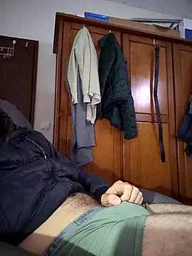 Snapshot of Brucekind chatting on February 21, 6:20 pm Brucekind online show from February 21, 6:20 pm