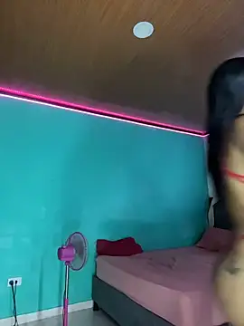 ALANAH KITTY online show from December 2, 7:20 pm