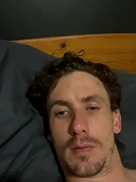 Snapshot of bradleyjamesmc chatting on September 13, 9:58 pm bradleyjamesmc online show from September 13, 9:58 pm