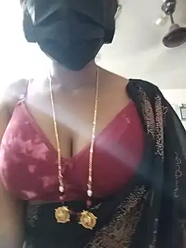 Snapshot of Jyotilakshmi chatting on August 5, 4:26 am Jyotilakshmi online show from August 5, 4:26 am