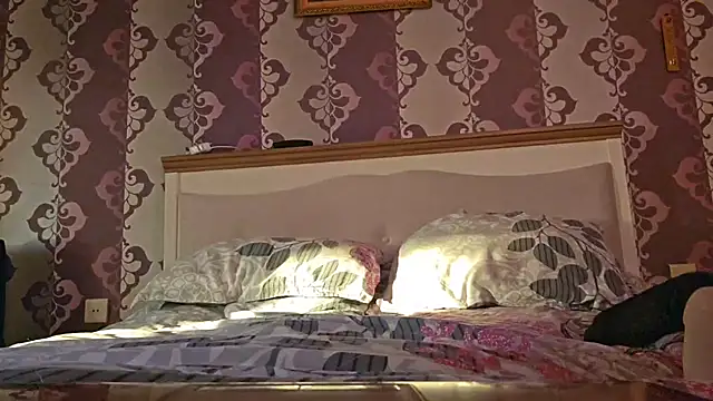 Snapshot of AlejandraDelaney chatting on January 10, 12:58 pm AlejandraDelaney online show from January 10, 12:58 pm