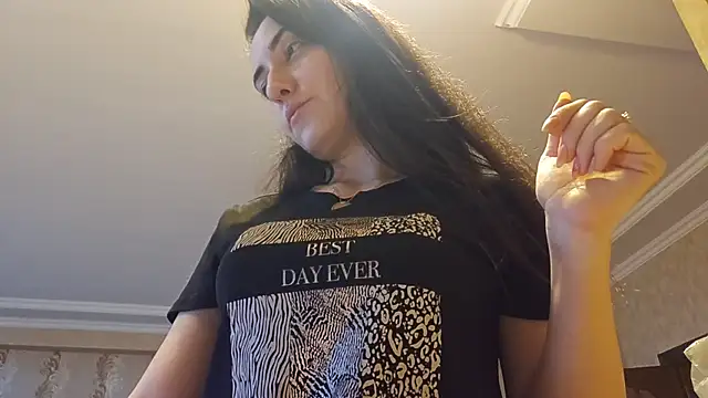 Snapshot of AlejandraDelaney chatting on November 4, 12:15 pm AlejandraDelaney online show from November 4, 12:15 pm