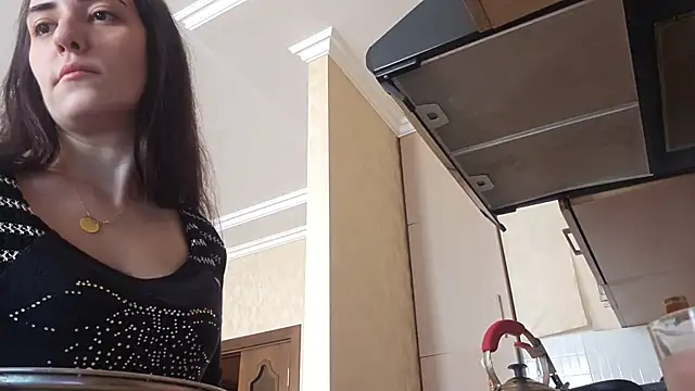 Snapshot of AlejandraDelaney chatting on November 30, 8:51 am AlejandraDelaney online show from November 30, 8:51 am