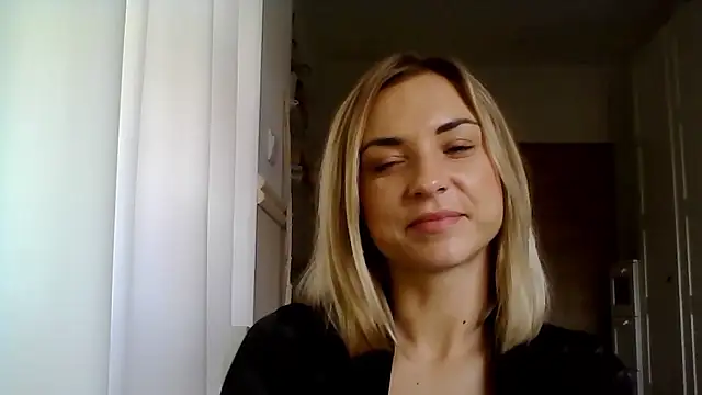 Snapshot of ashley_xlove chatting on December 2, 10:39 am ashley xlove online show from December 2, 10:39 am
