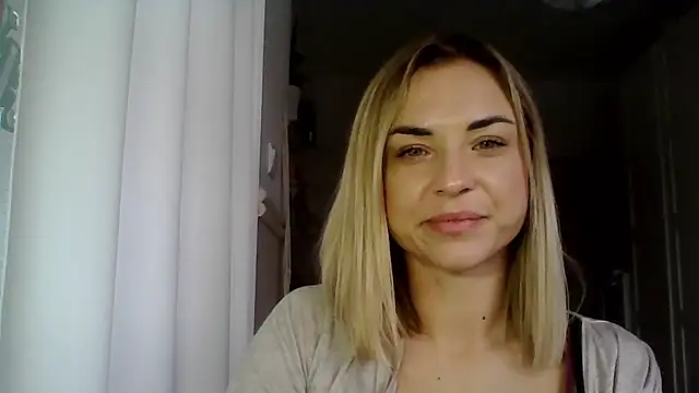 Snapshot of ashley_xlove chatting on December 11, 7:42 am ashley xlove online show from December 11, 7:42 am