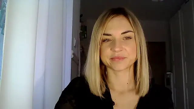 Snapshot of ashley_xlove chatting on December 18, 7:36 am ashley xlove online show from December 18, 7:36 am