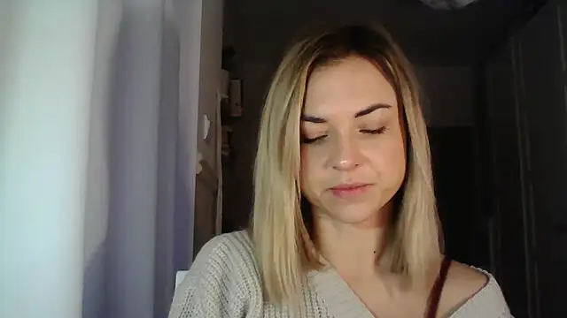 Snapshot of ashley_xlove chatting on January 8, 7:34 am ashley xlove online show from January 8, 7:34 am