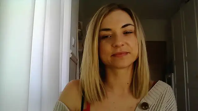 Snapshot of ashley_xlove chatting on January 24, 10:43 am ashley xlove online show from January 24, 10:43 am